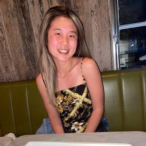 Meet your Posher, Cindy